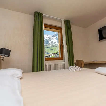 Petit Palais Hotel 3*