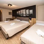 Petit Palais Hotel 3*